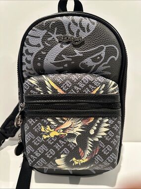 NWT Ed Hardy Eagle in Flight Black and Gray Men’s Crossbody Bag.